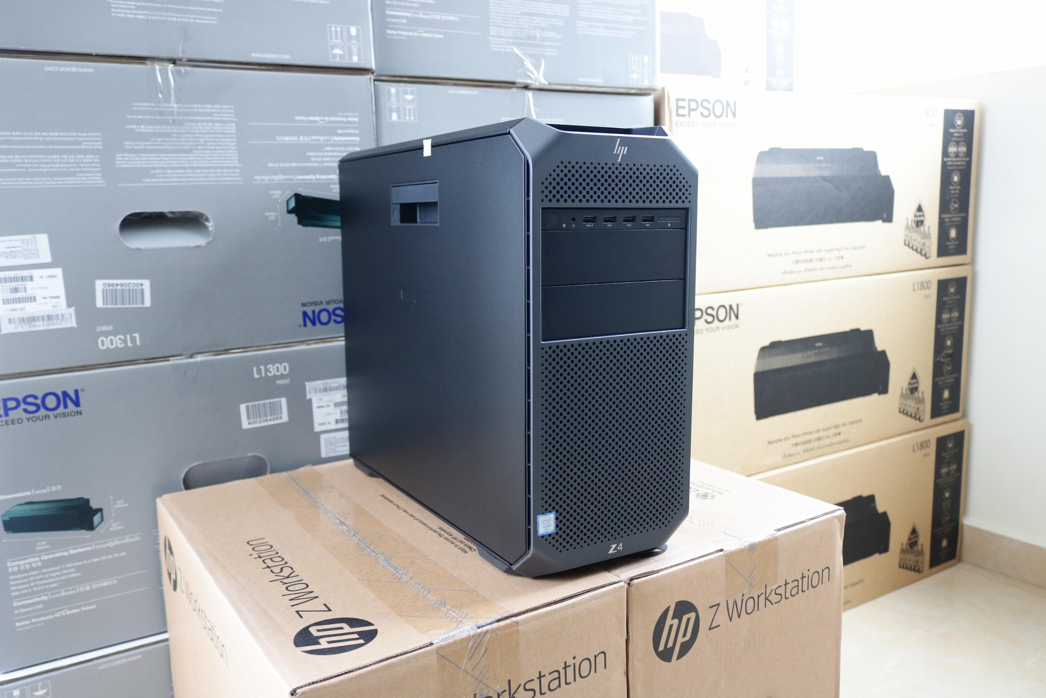 Hình ảnh chi tiết HP Z4 Tower G4 4HJ20AV W-2225 - Ảnh số 3