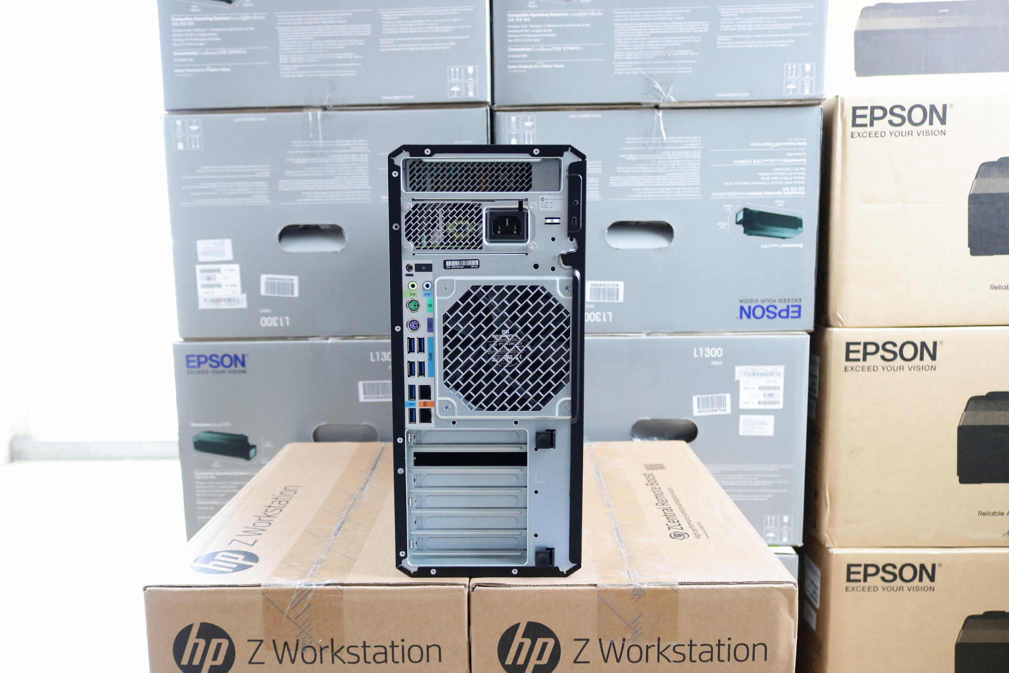 Hình ảnh chi tiết HP Z4 Tower G4 4HJ20AV W-2225 - Ảnh số 5