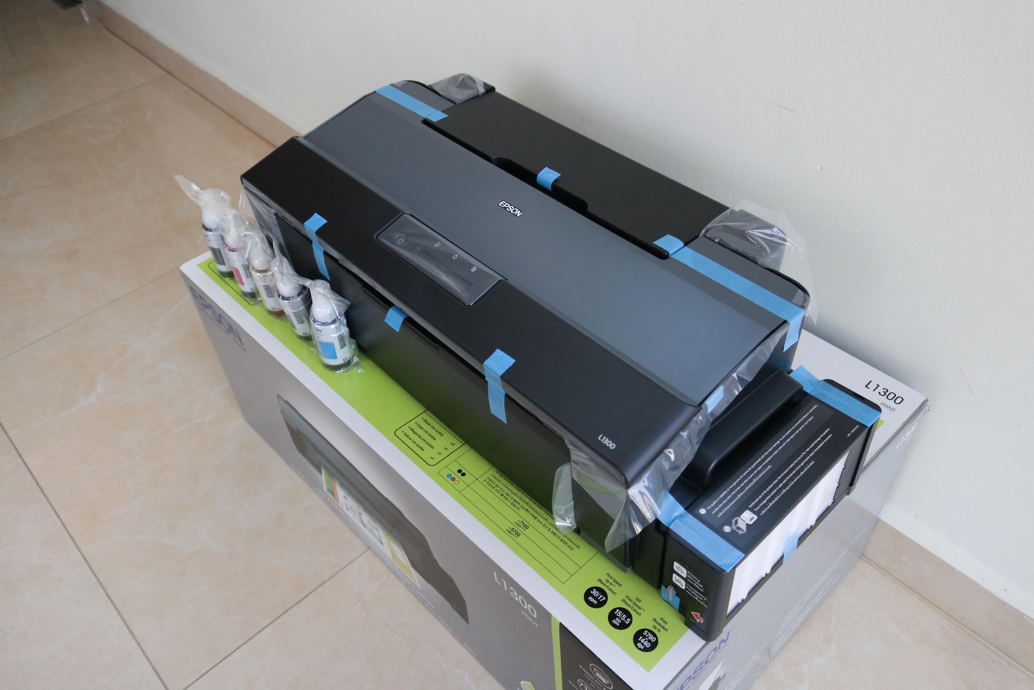 Hình ảnh chi tiết Máy in phun màu Epson L1300 - Ảnh số 8