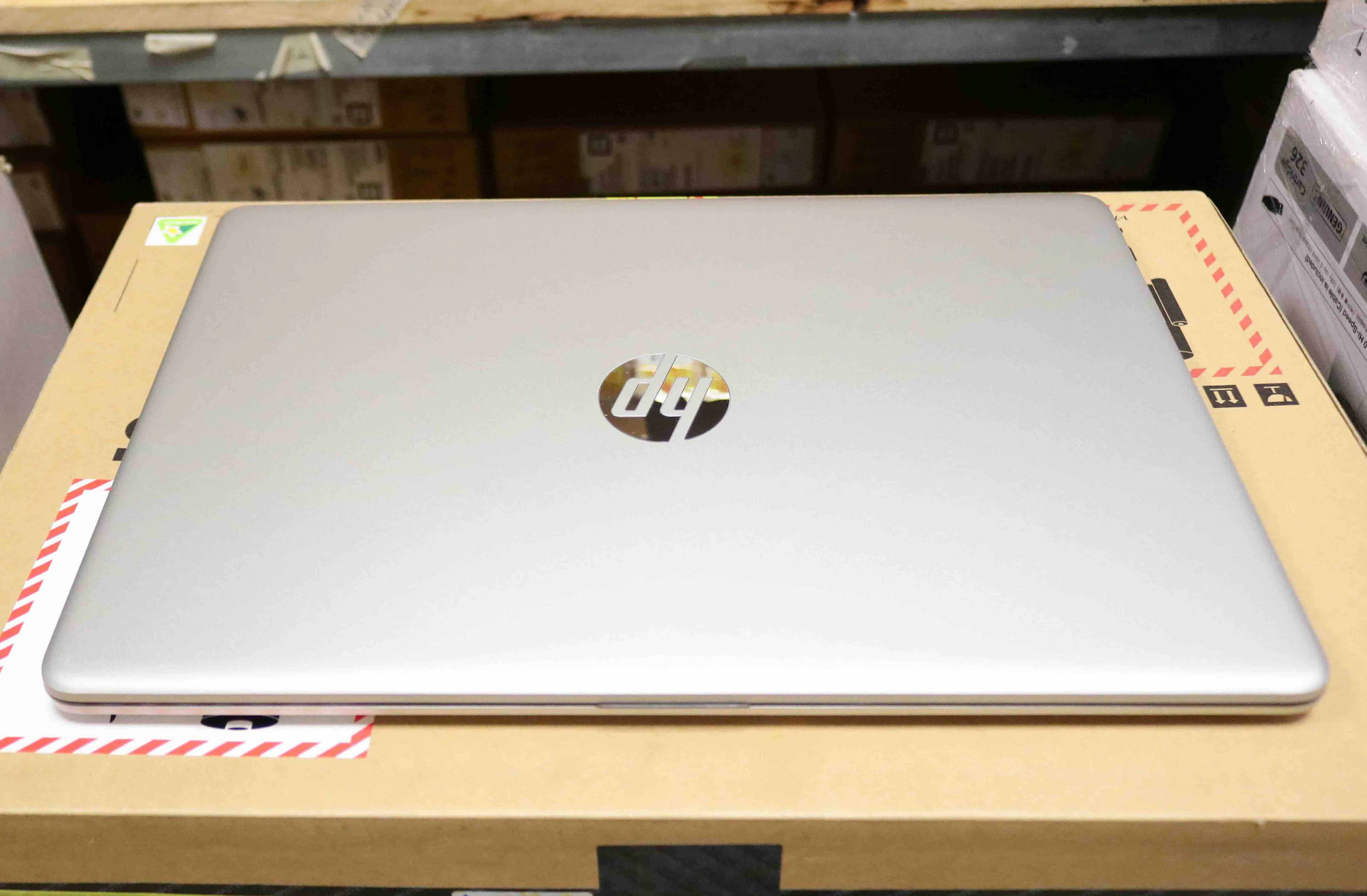 Hình ảnh chi tiết Laptop HP 15s-fq5080TU I5-1235U/ 8GB RAM/ 256GB SSD/15.6INCH FHD/WIN11/ 6K7A0PA - Ảnh số 3