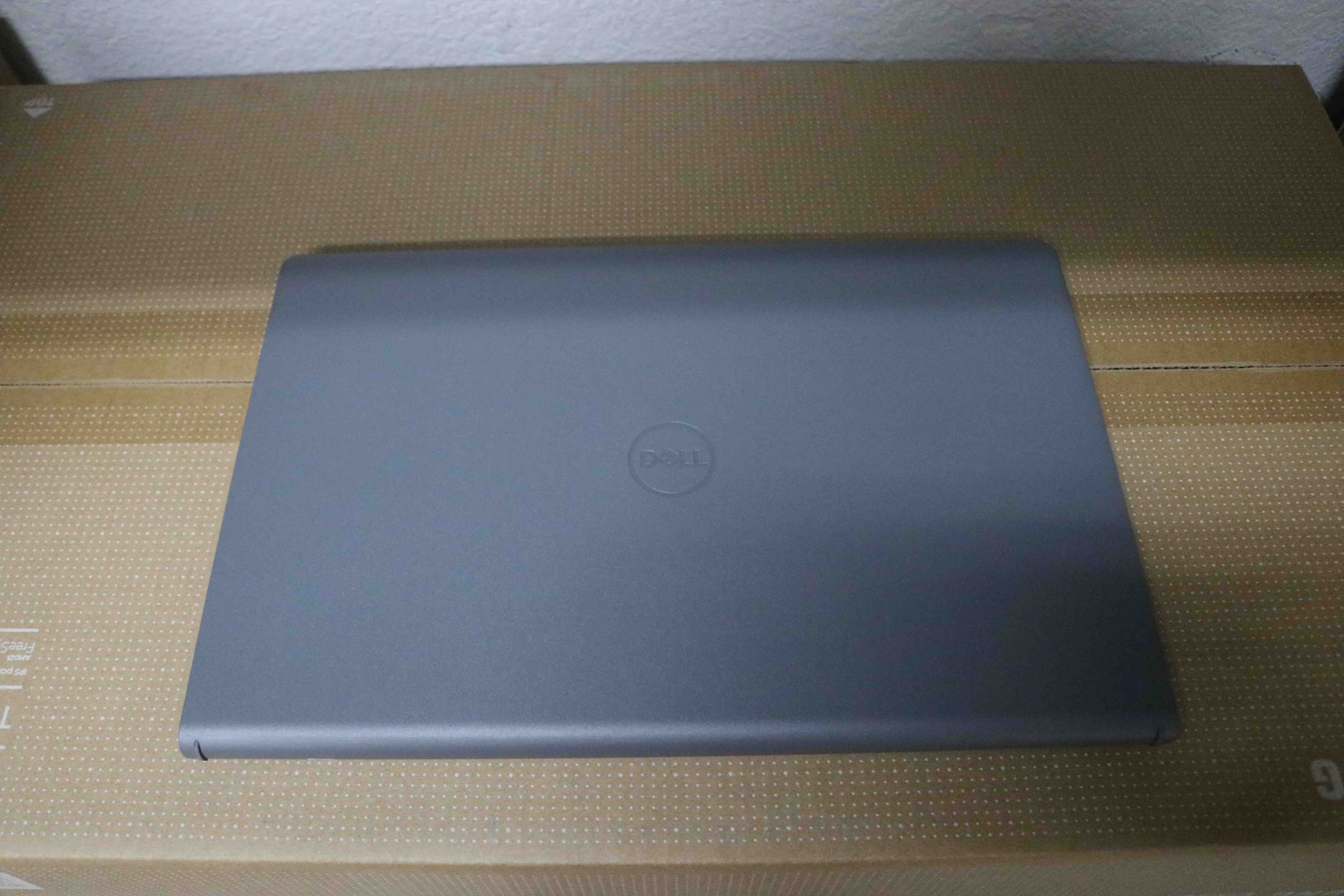 Hình ảnh chi tiết Laptop Dell Vostro 3520 I7-1255U/ 16Gb/ 512SSD/ 15.6FHD/Win 11/OFFICE HOME_ST/5M2TT3 - Ảnh số 2