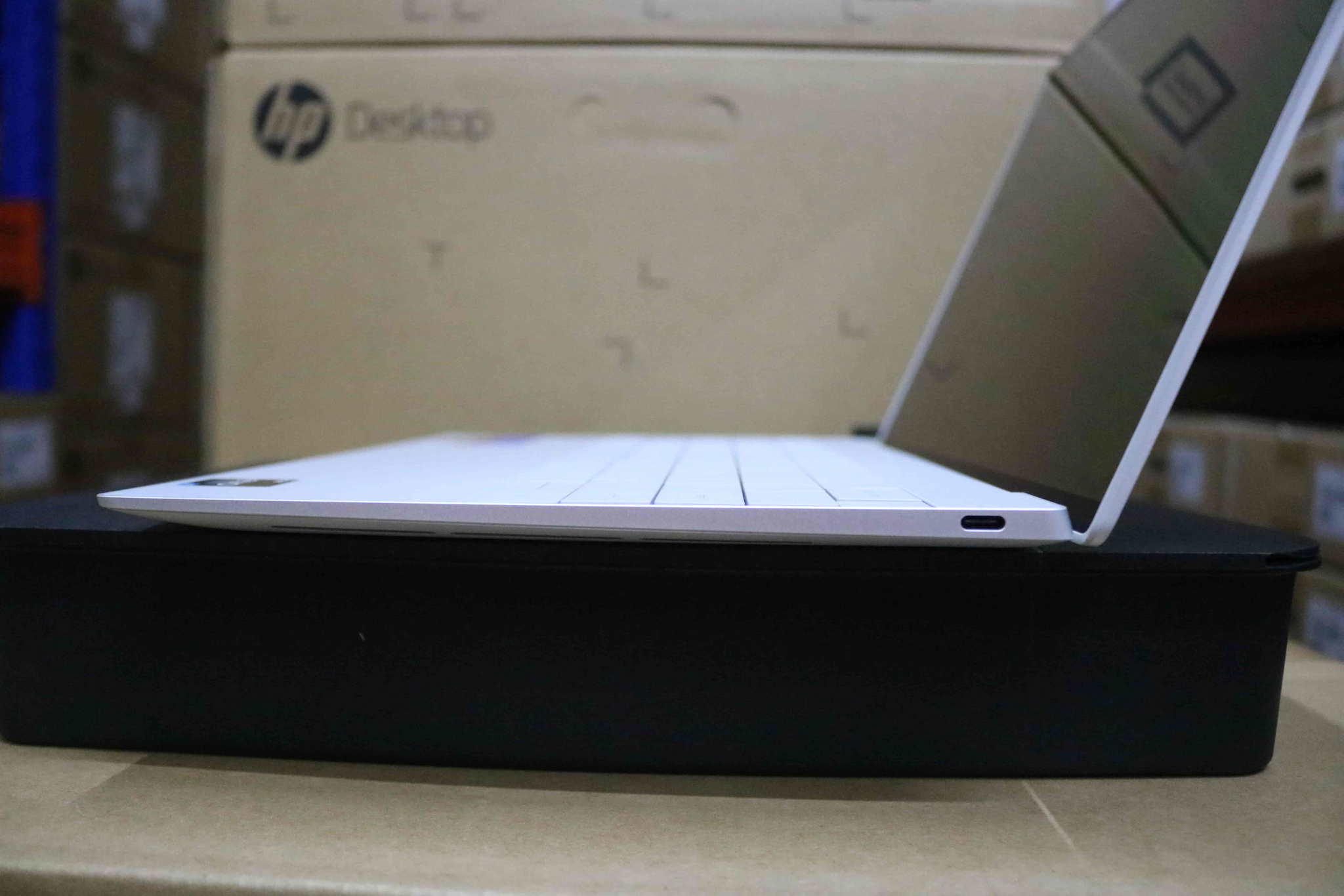 Hình ảnh chi tiết Laptop Dell XPS 13 9320 I7-1260P/ 16GD5/ 512G SSD/ 13.4T/ 3.5K/ OLED/Win 11/OFFICE/ 5CG56 - Ảnh số 2