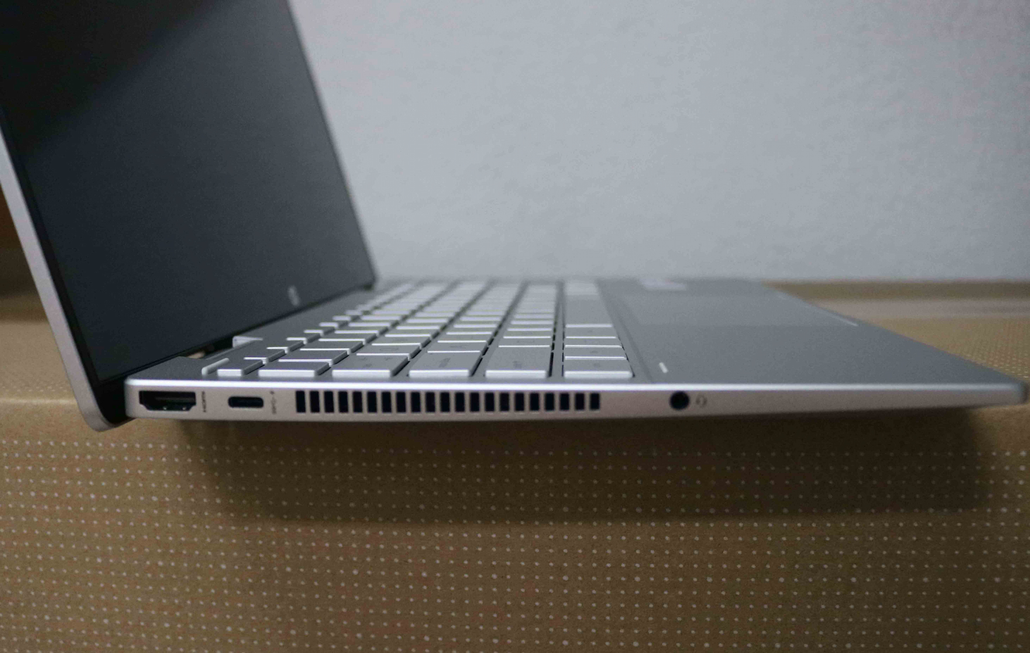 Hình ảnh chi tiết Laptop HP Pavilion x360 14-ek0135TU I5-1235U /8GD4/ 512GSSD/ 14.0FHDT/ PEN/win 11/7C0W5PA - Ảnh số 3
