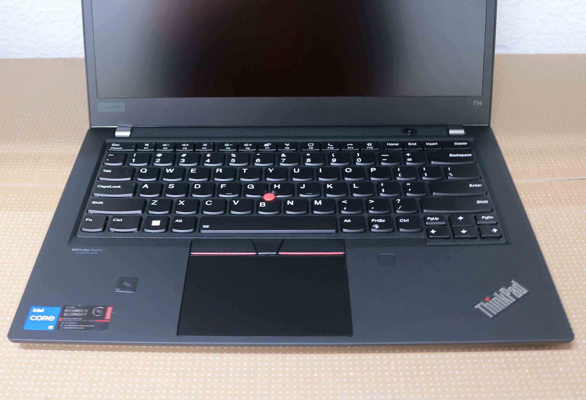 Hình ảnh chi tiết Laptop Lenovo ThinkPad T14 G2 I5-1135G7/ 2x8GB RAM/ 512GB SSD/14INCH FHD TOUCH/ WIN 11 PRO/3YRS/20W0016GVN - Ảnh số 4