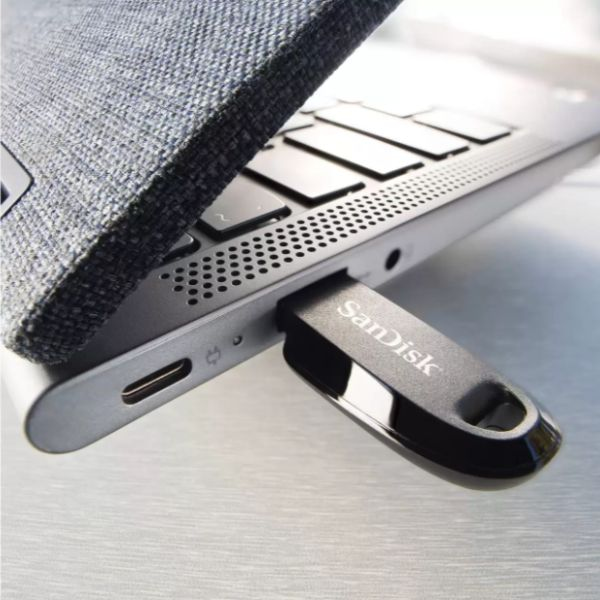 Hình ảnh chi tiết Thanh nhớ ngoài SanDisk Ultra Curve USB 3.2 Gen 1 Flash Drive, CZ550 256GB, USB3.0, Black, compact design, 5Y_SDCZ550-256G-G46 - Ảnh số 2
