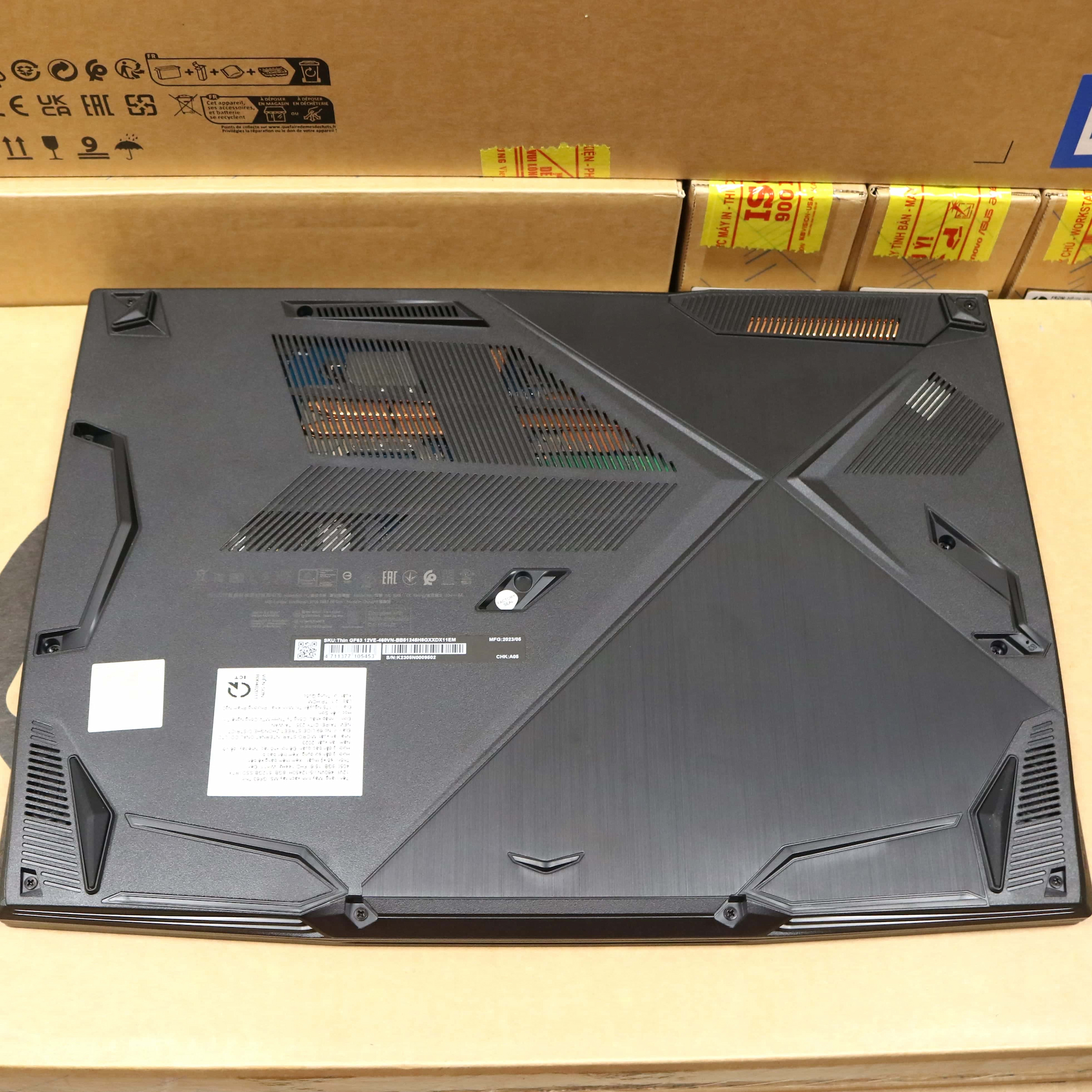 Hình ảnh chi tiết Laptop MSI GF63 12UC-887VN I7-12650H/ 8GB/ 512GB SSD/ RTX3050/ 15.6INCH FHD 144HZ/ WIN11/ ĐEN - Ảnh số 6