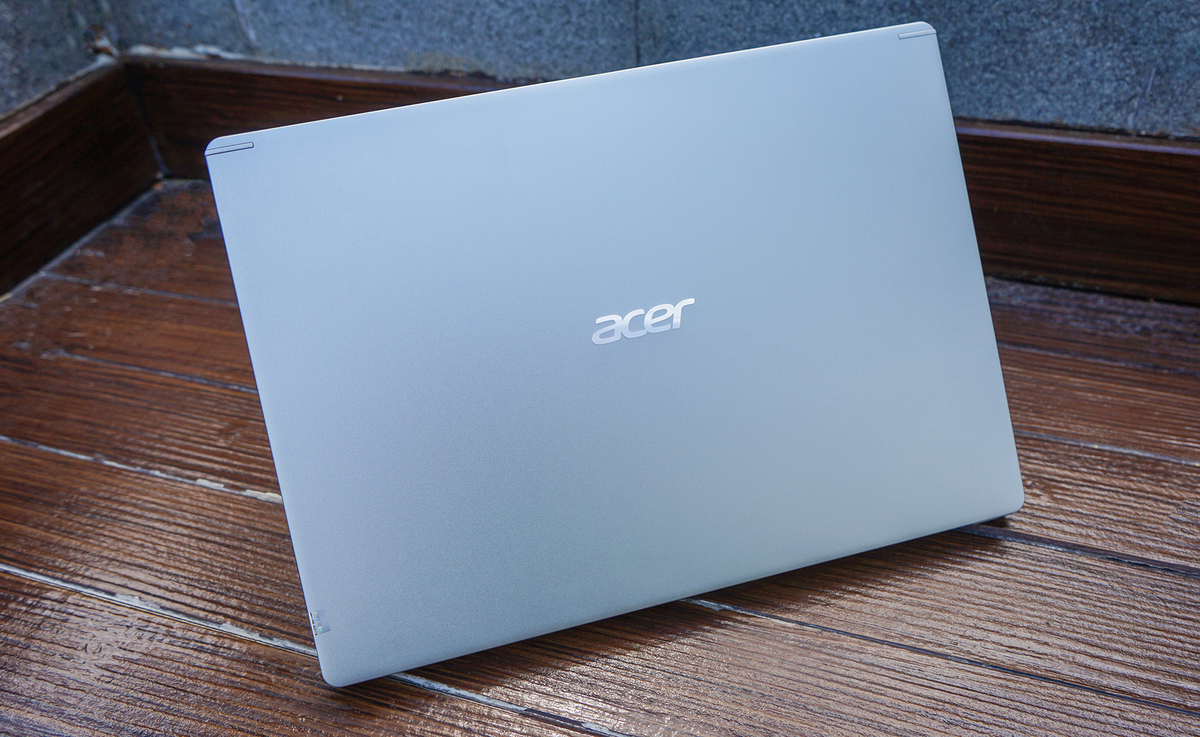 Laptop Acer  Aspire 5 chạy chip Core i thế hệ 10 giá từ 12 triệu đồng