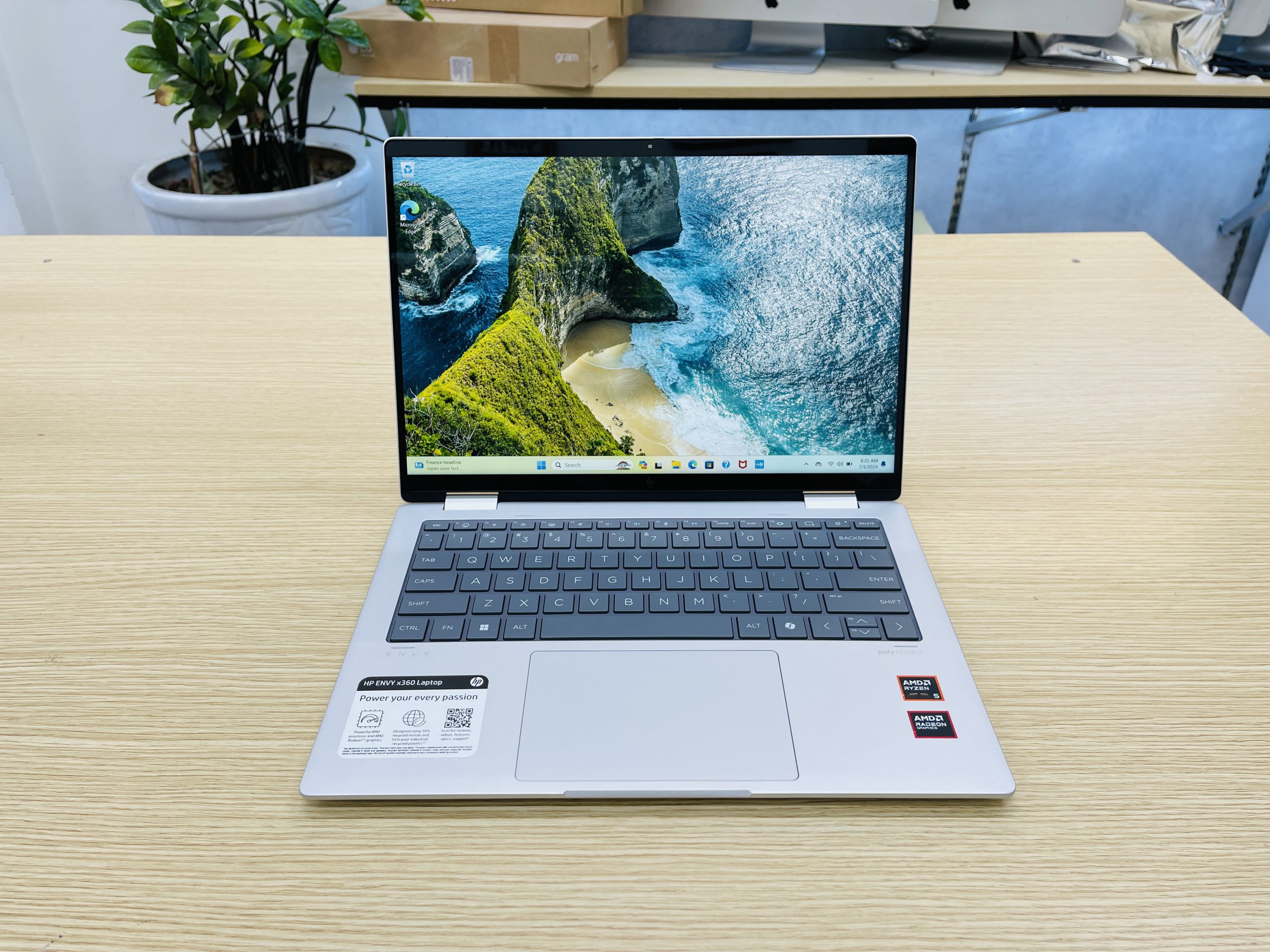 HP Envy x360 14 – Linh hoạt với thiết kế 2 trong 1